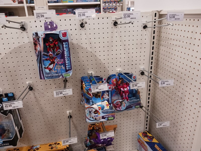 Image Of Transformers Earthspark And Buzzworthy Studio Series Found At Target USA  (2 of 4)